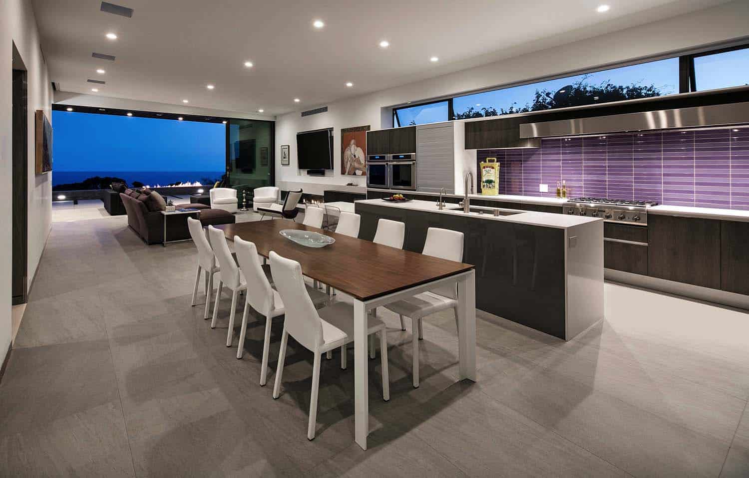 Striking Contemporary Home-Abramson Teiger Architects-05-1 Kindesign