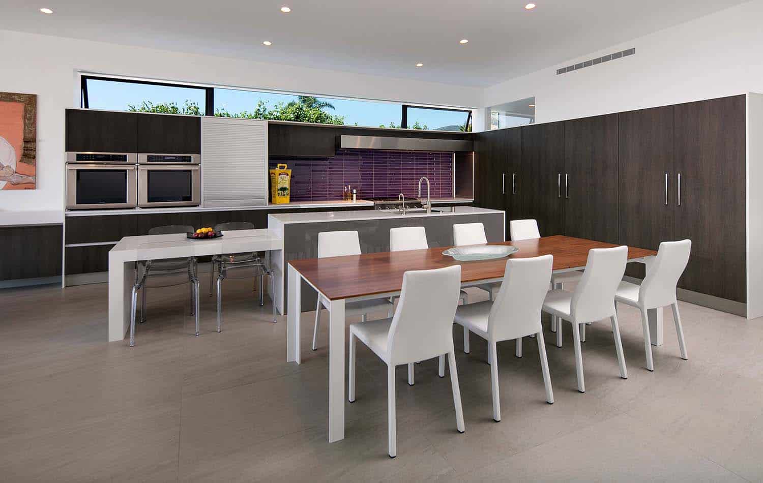 Striking Contemporary Home-Abramson Teiger Architects-06-1 Kindesign