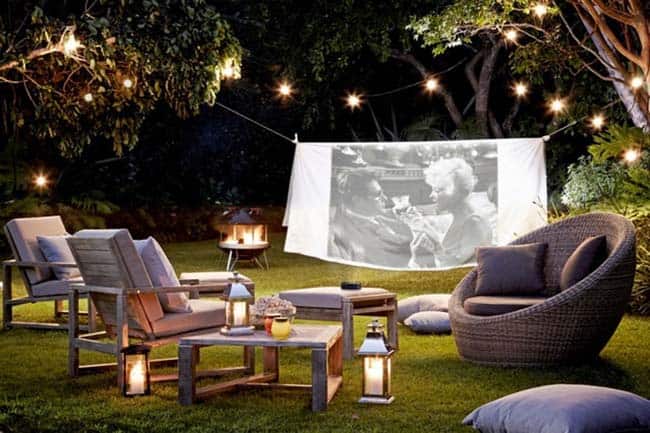 Backyard Movie Theaters-10-1 Kindesign