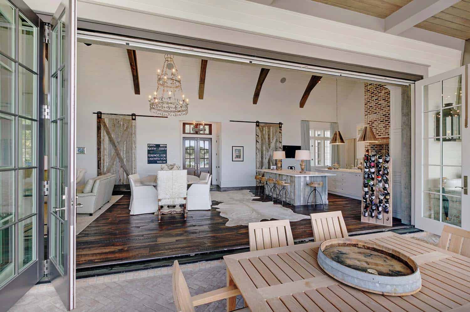 Traditional Bayfront Residence-Geoff Chick Associates-09-1 Kindesign