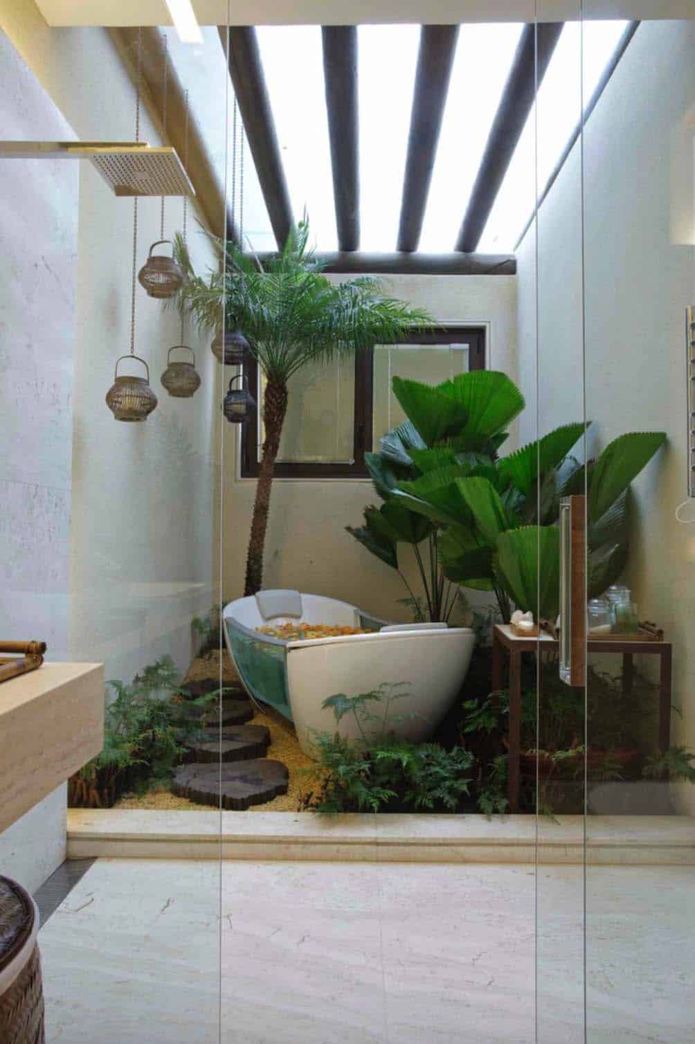 Inspiring Bathrooms Integrating Lush Gardens-07-1 Kindesign