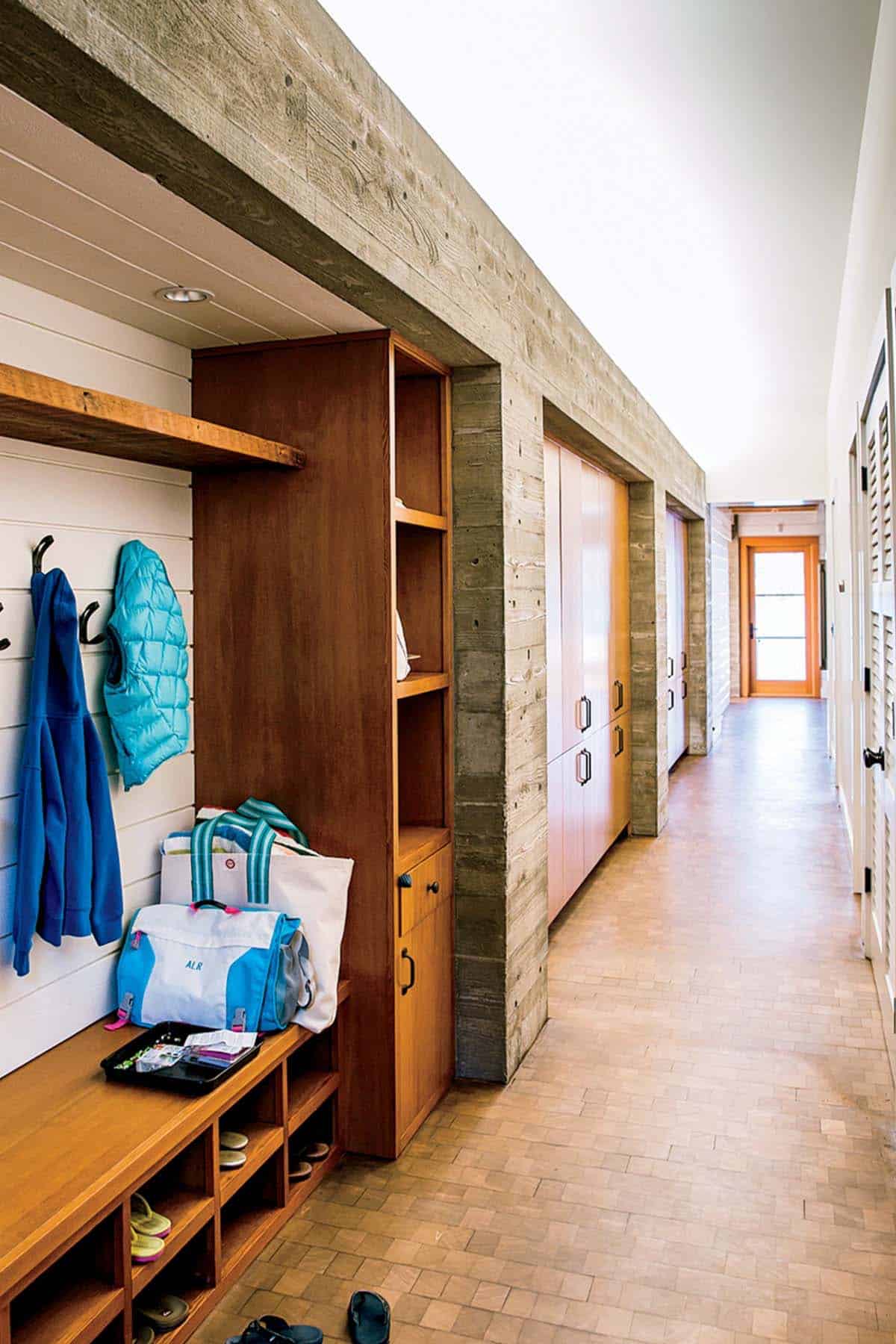 Lake House Hideaway-Bosworth Hoedemaker-08-1 Kindesign