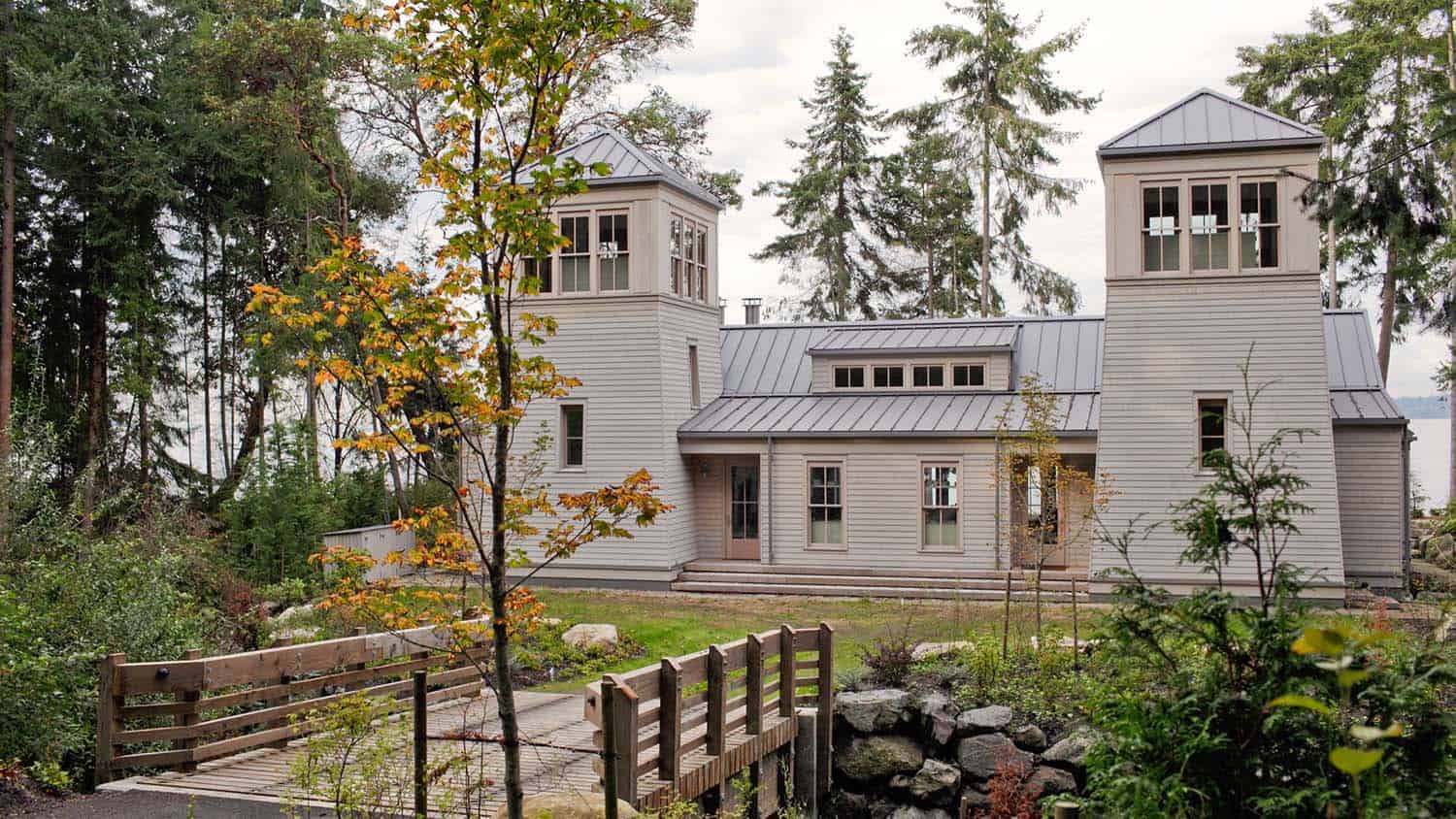 Traditional Style Family Retreat-Hoedemaker Pfeiffer-01-1 Kindesign