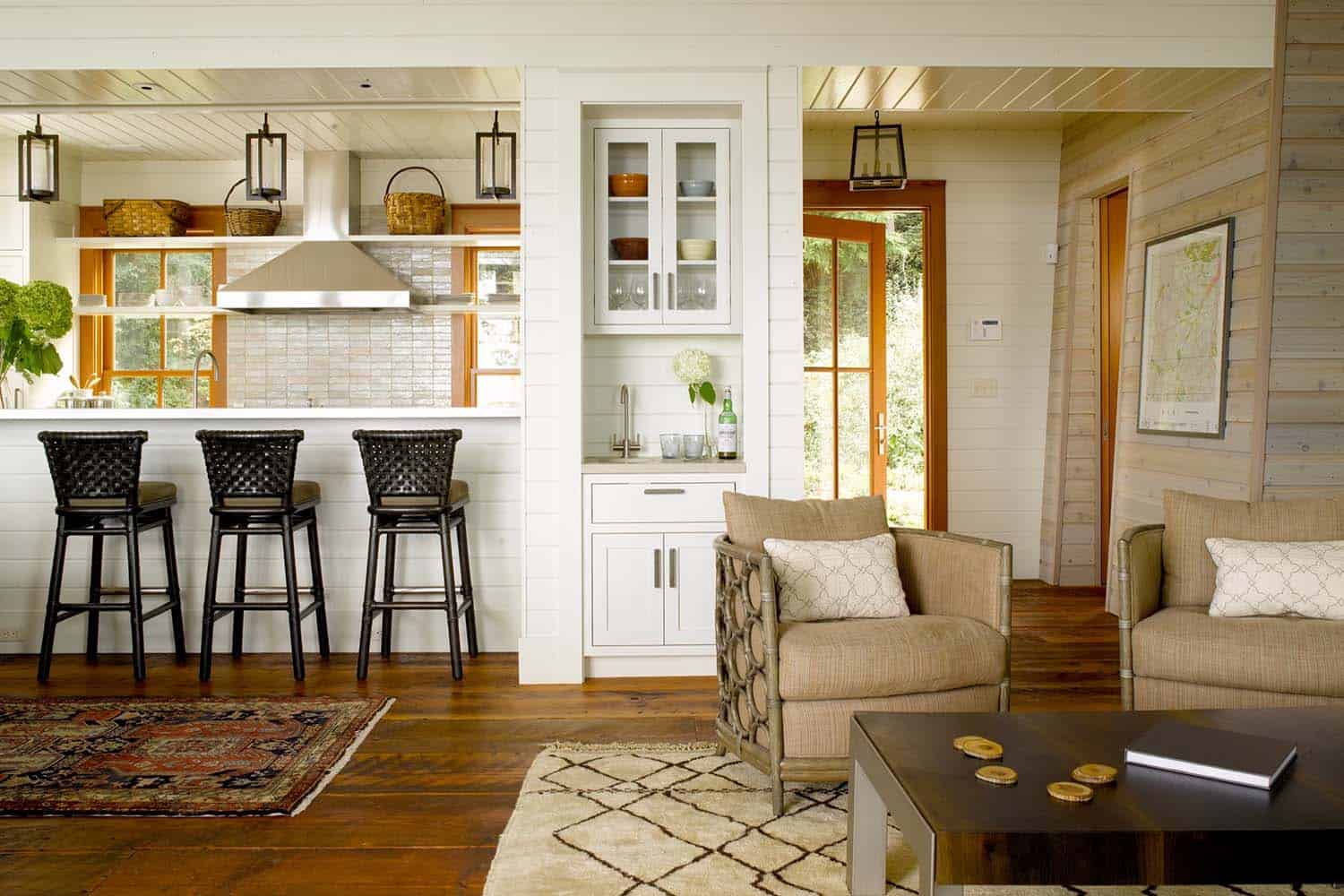 Traditional Style Family Retreat-Hoedemaker Pfeiffer-02-1 Kindesign