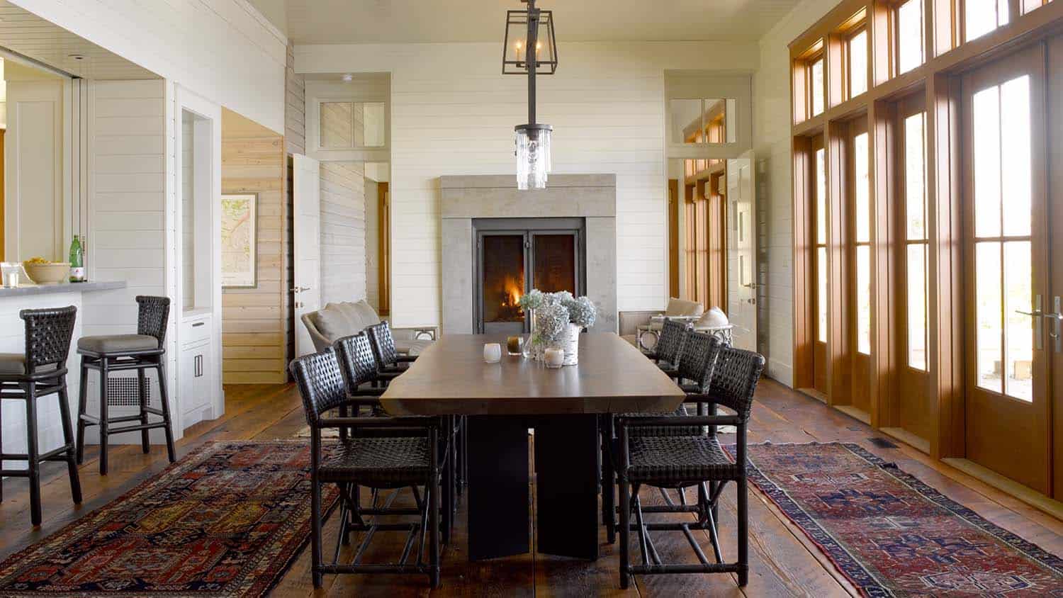 Traditional Style Family Retreat-Hoedemaker Pfeiffer-05-1 Kindesign