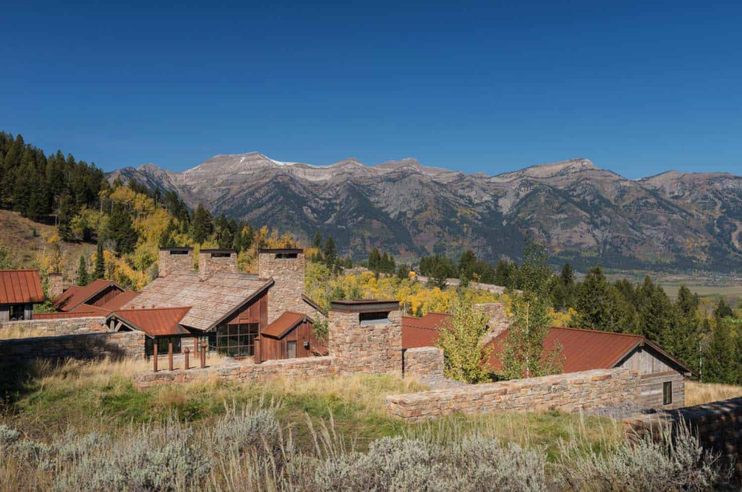 Contemporary Mountaintop Homestead-JLF Associates-30-1 Kindesign