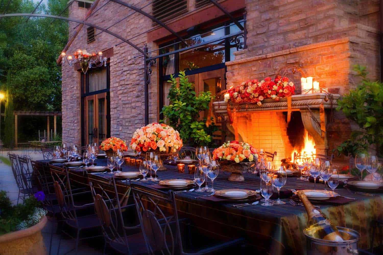 Fall-Inspired Outdoor Living Spaces-07-1 Kindesign