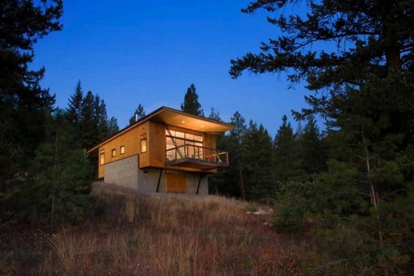 featured posts image for A budget-friendly cabin surrounded by forest in Methow Valley