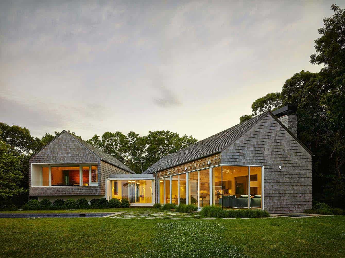Waters Edge House-Robert Young Architects-01-1 Kindesign