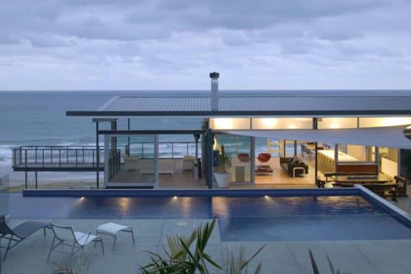 featured posts image for Modern beach house in New Zealand embraces its ocean vistas