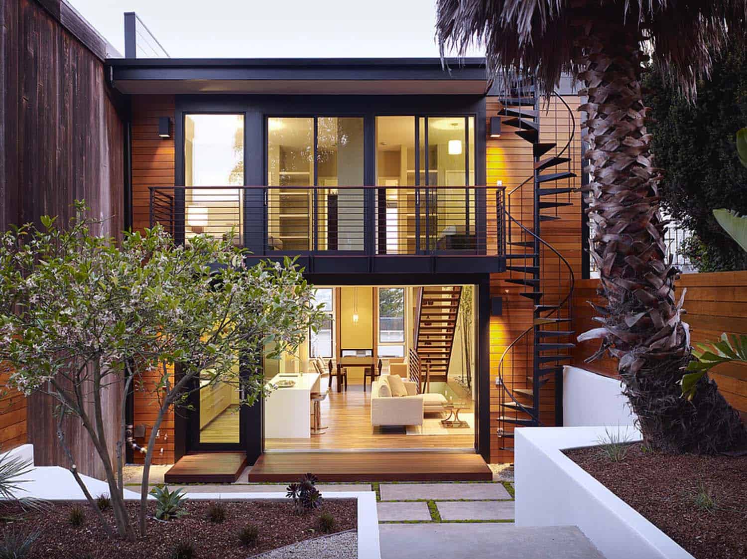 Architecture Modern Hillside Home-01-1 Kindesign