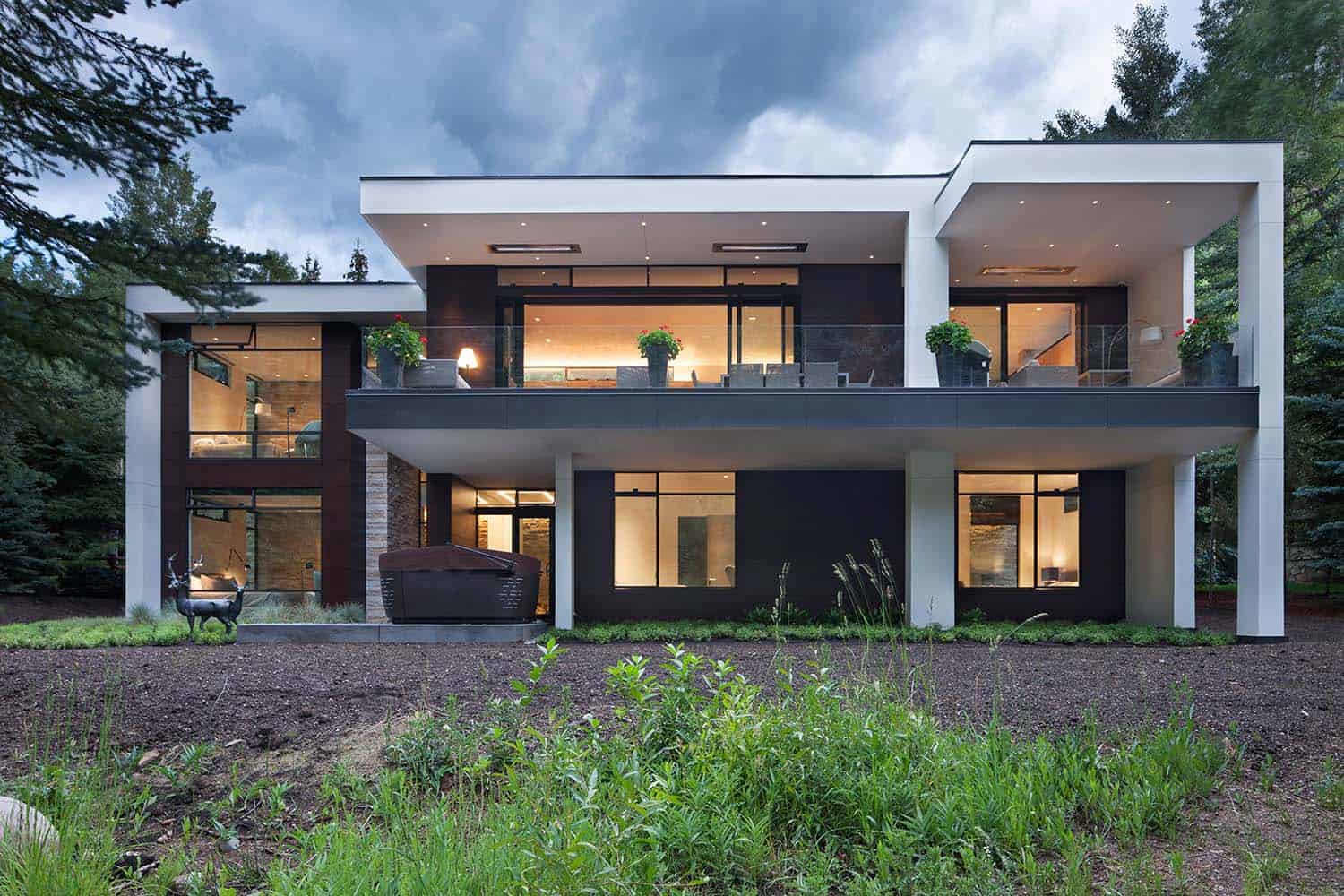 Contemporary Mountain Home-Charles Cunniffe Architects-02-1 Kindesign