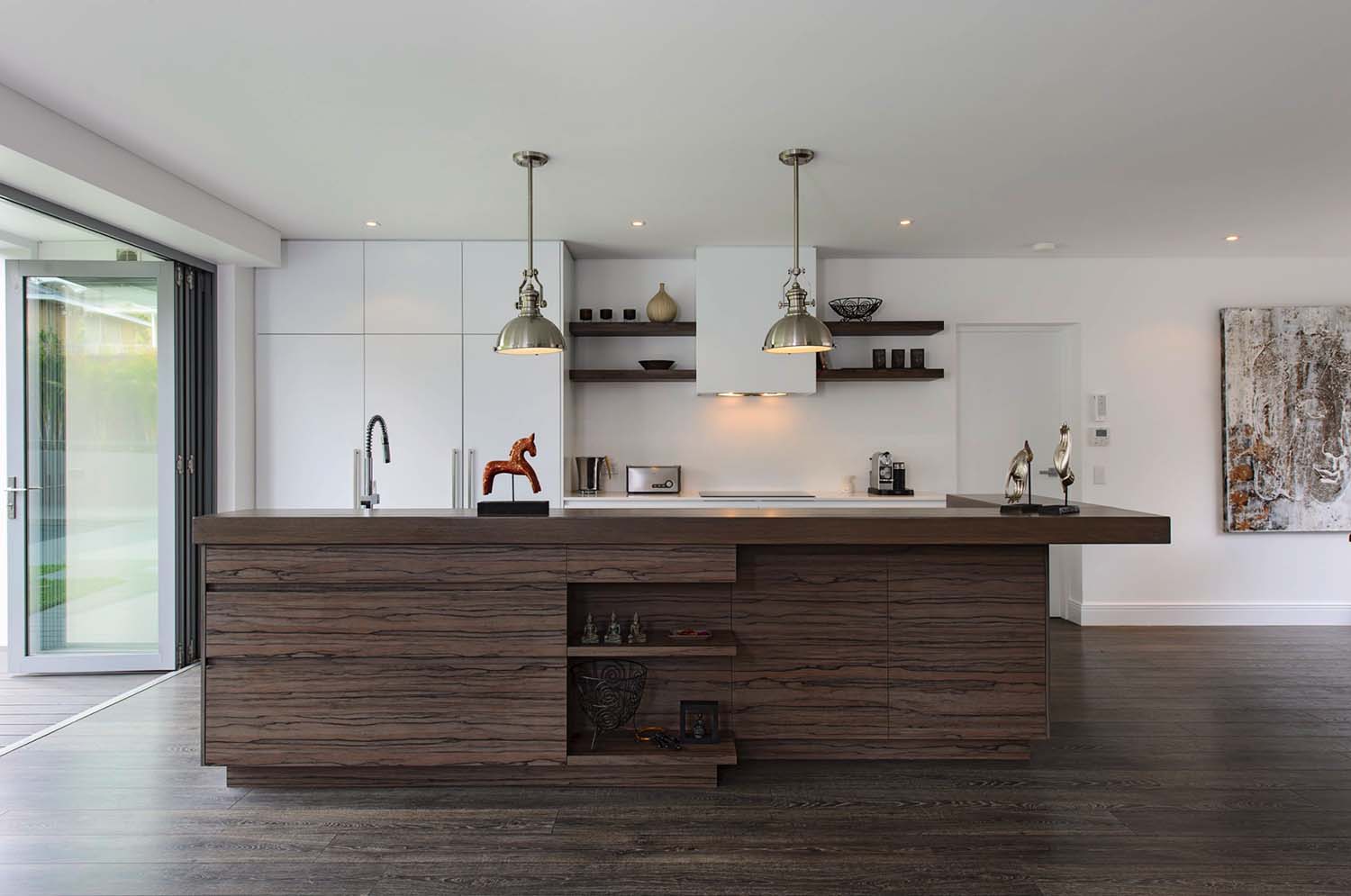 Renovated Contemporary Home-Capital Building-07-1 Kindesign