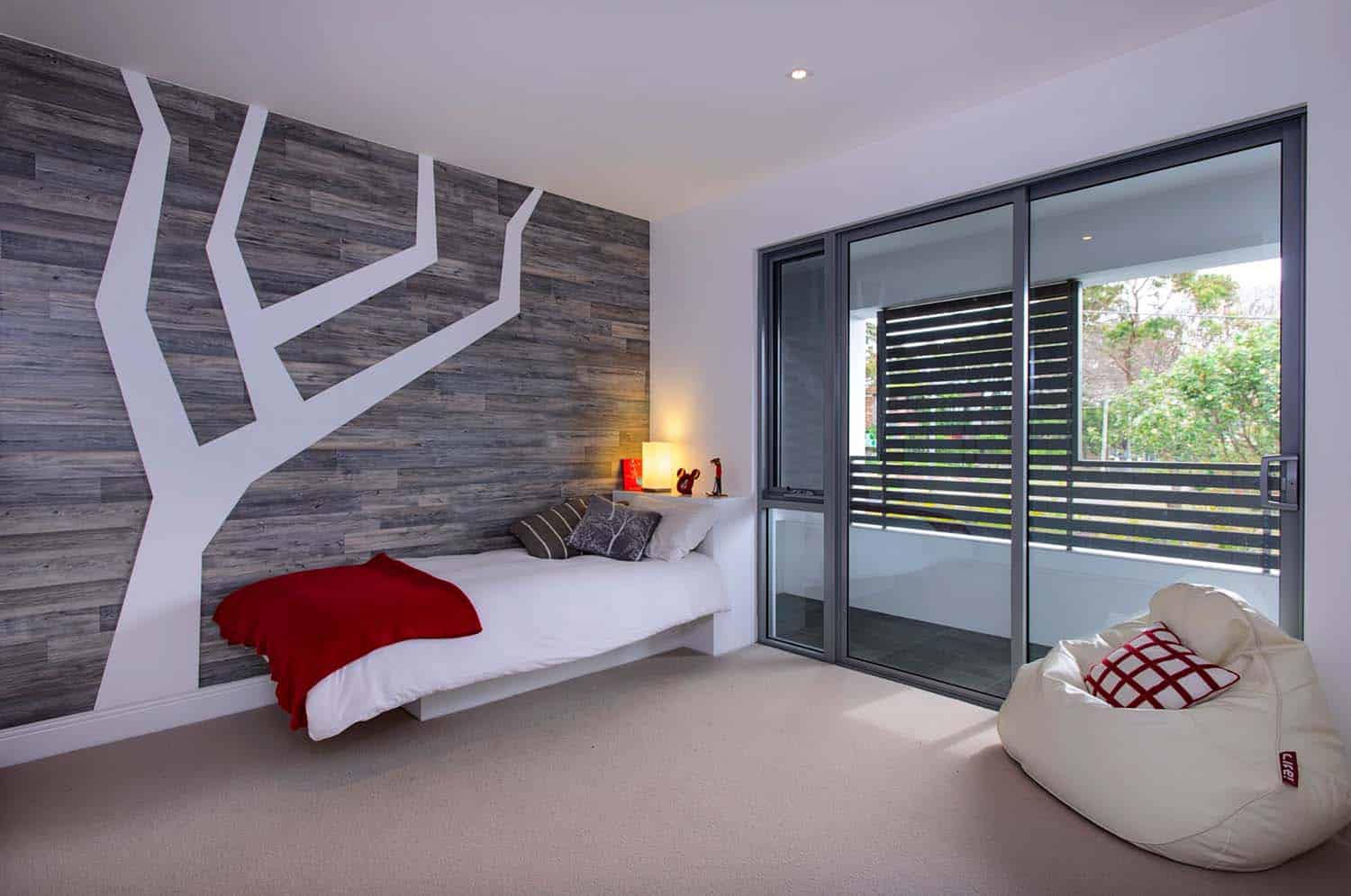 Renovated Contemporary Home-Capital Building-15-1 Kindesign