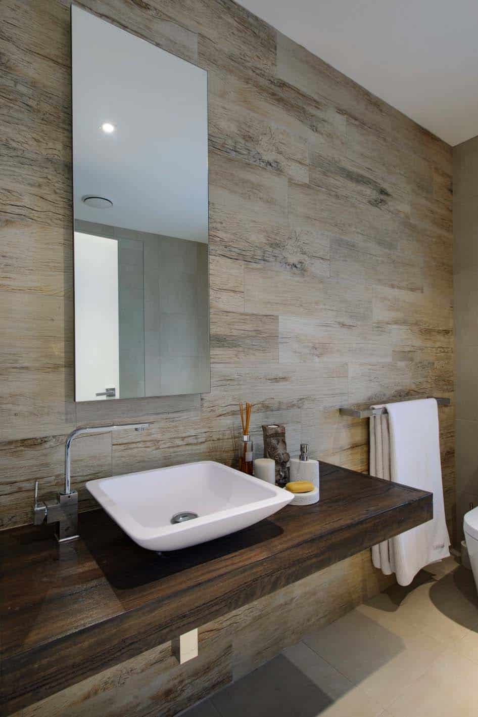 Renovated Contemporary Home-Capital Building-18-1 Kindesign