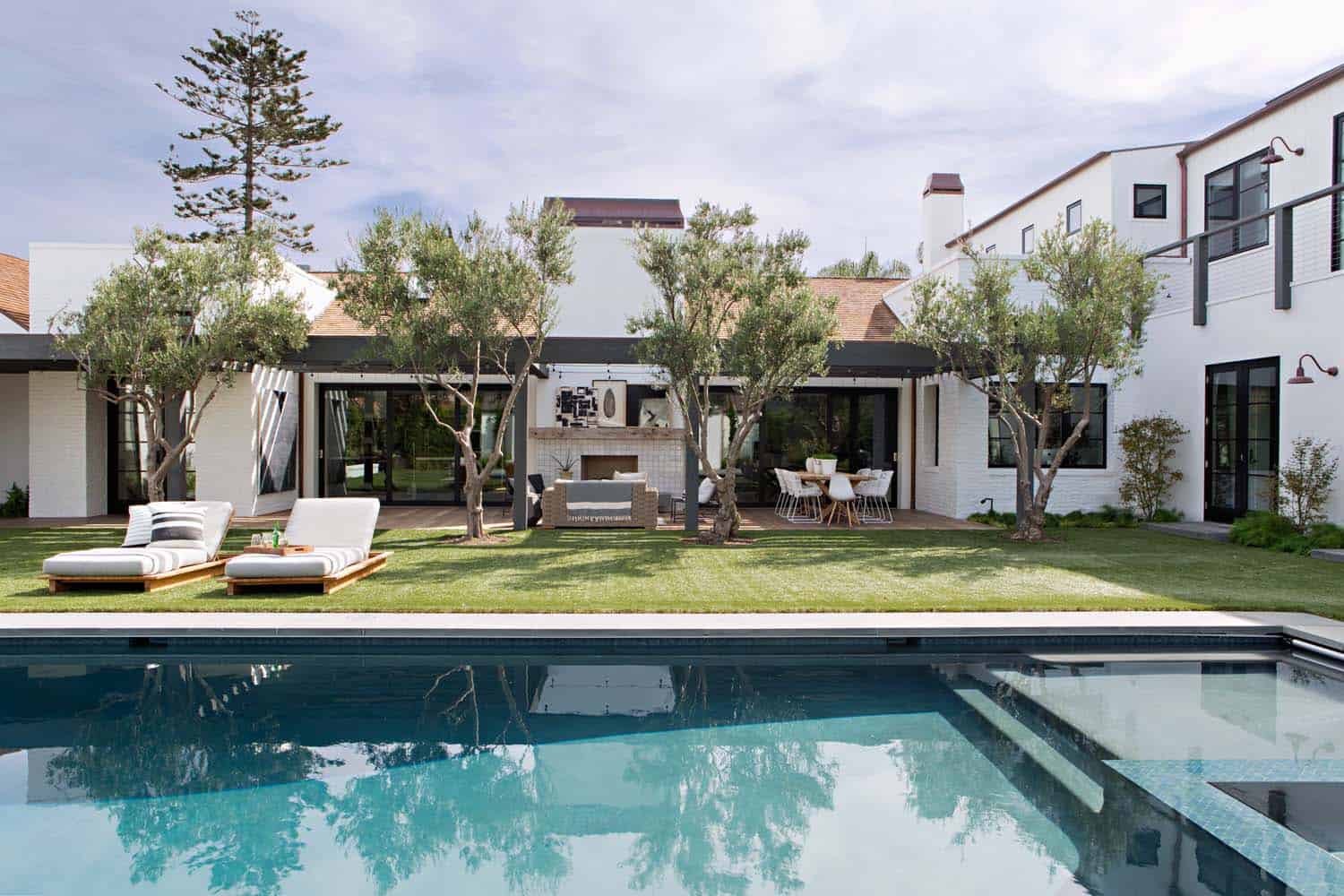 Modern Farmhouse Style-Eric Olsen Design-03-1 Kindesign
