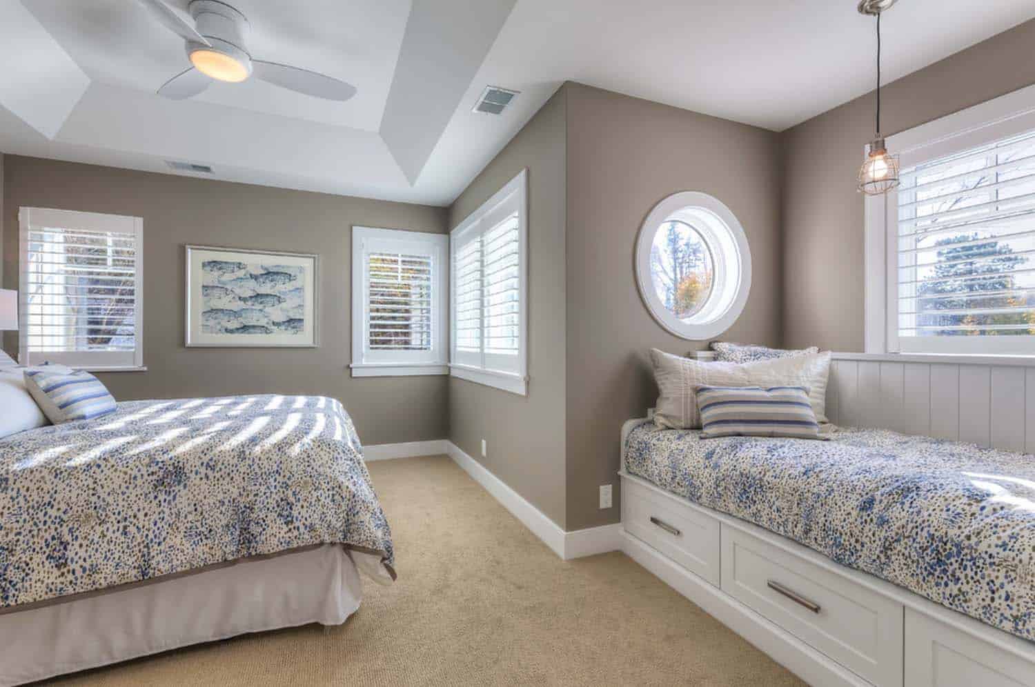 Refined Beachfront Retreat-Mike Schaap Builders-16-1 Kindesign