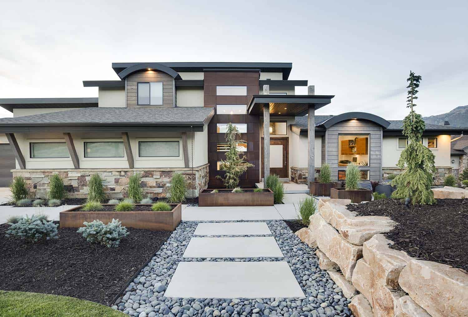 Rustic Modern Home-Ezra Lee Design Build-01-1 Kindesign
