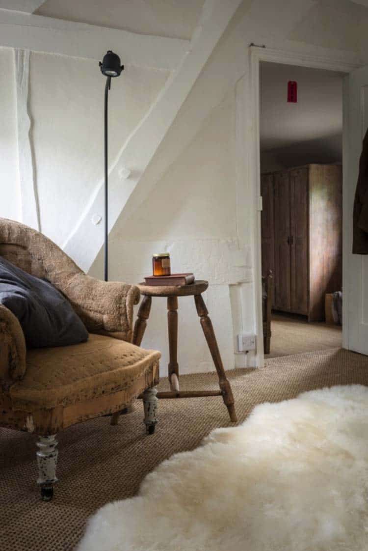 Luxurious Riverfront Cottage-Self-Catering-15-1 Kindesign