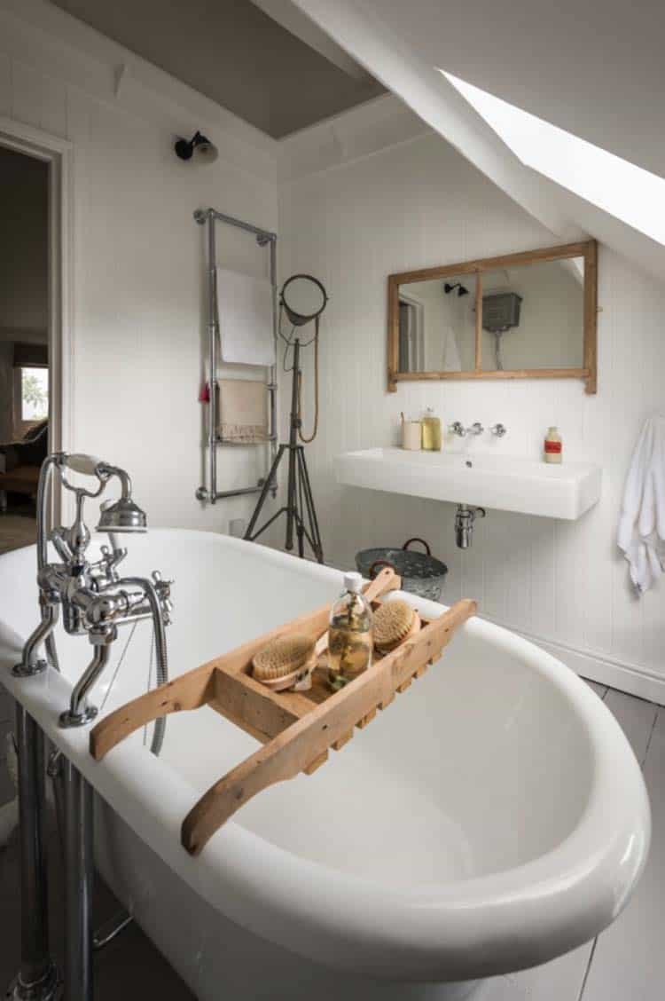 Luxurious Riverfront Cottage-Self-Catering-19-1 Kindesign