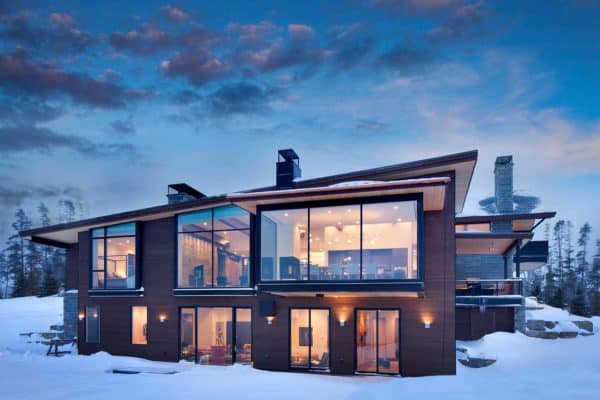 featured posts image for Modern mountain living full of transparency and light in Big Sky, Montana