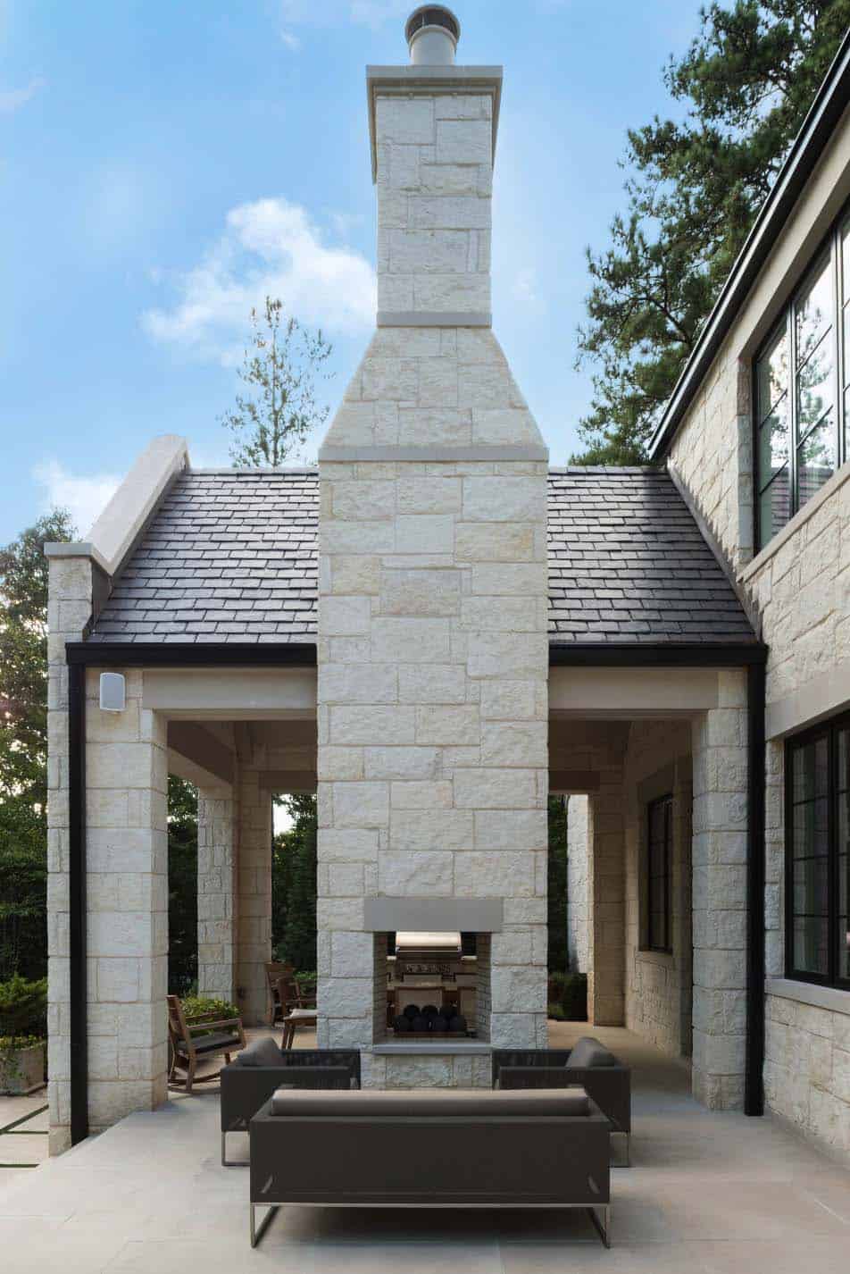 Transitional Style Residence-TS Adams Studio-10-1 Kindesign