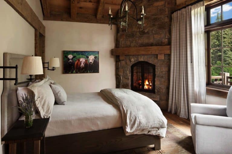 40 Amazing Rustic Bedrooms Styled To Feel Like A Cozy Getaway