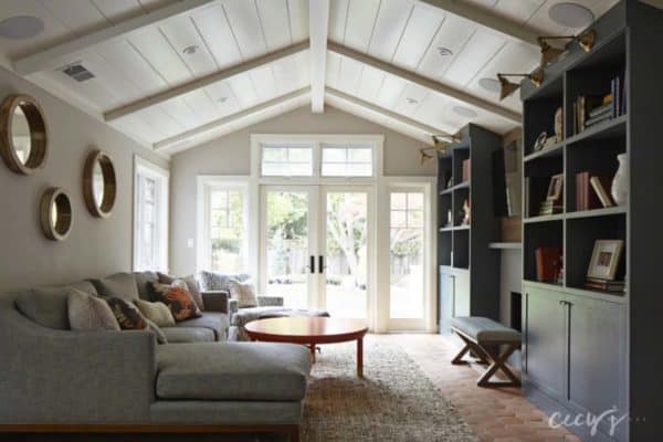 featured posts image for Casual elegance defines this bungalow style home in California