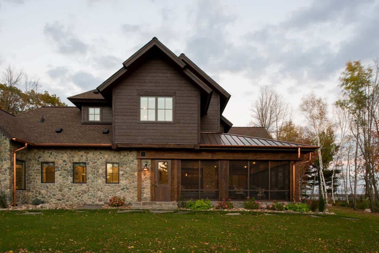 Lodge-Style Lake House-Nor-Son Builders-03-1 Kindesign