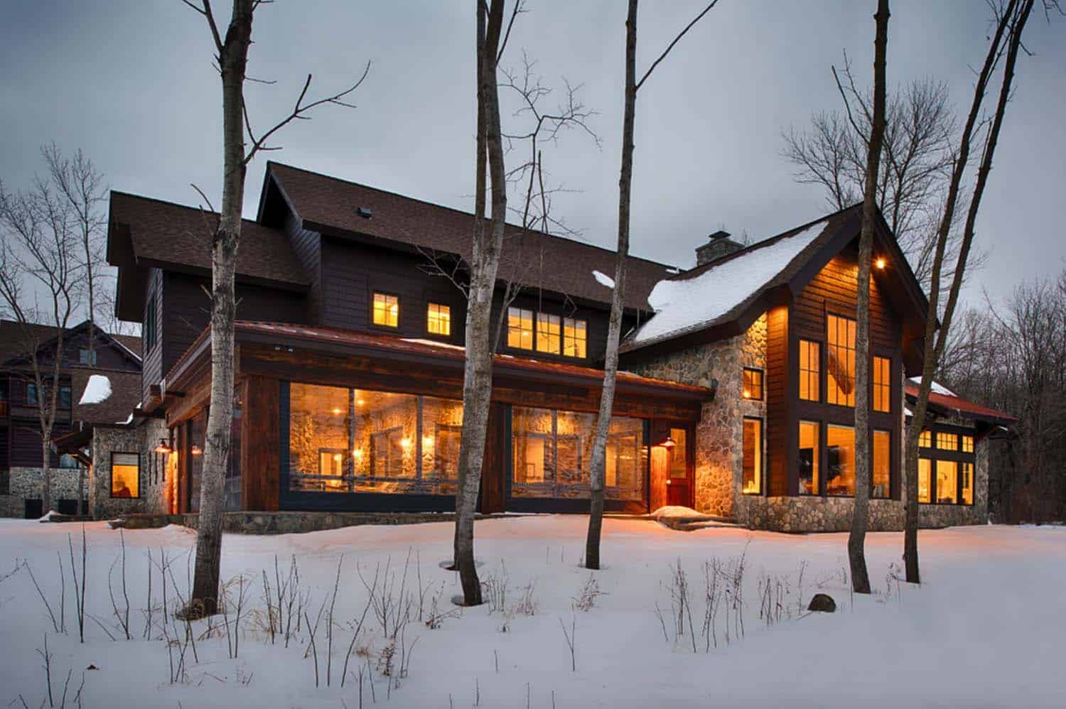 Lodge-Style Lake House-Nor-Son Builders-24-1 Kindesign