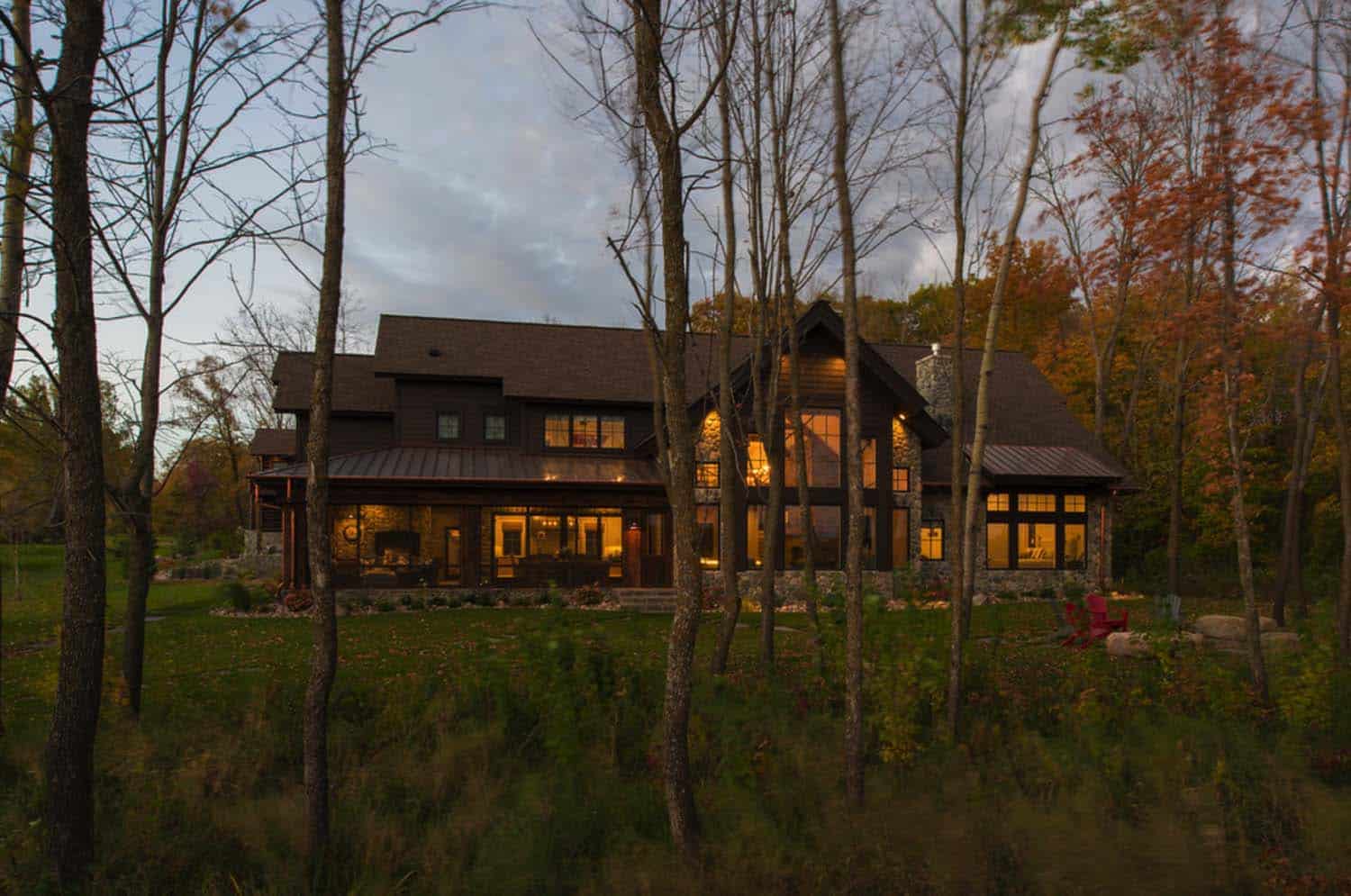 Lodge-Style Lake House-Nor-Son Builders-26-1 Kindesign