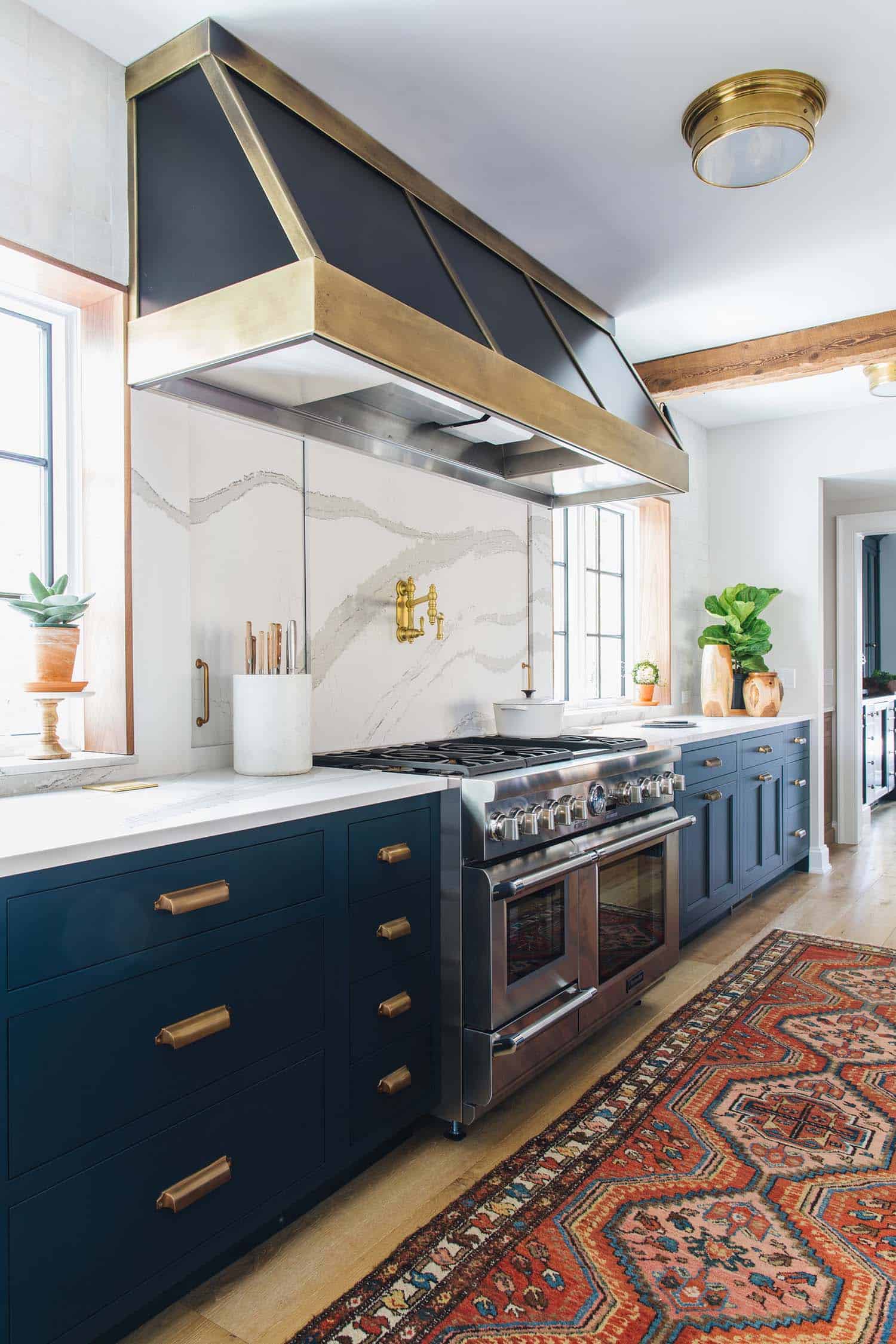 Modern Farmhouse Style-Jean Stoffer Design-08-1 Kindesign