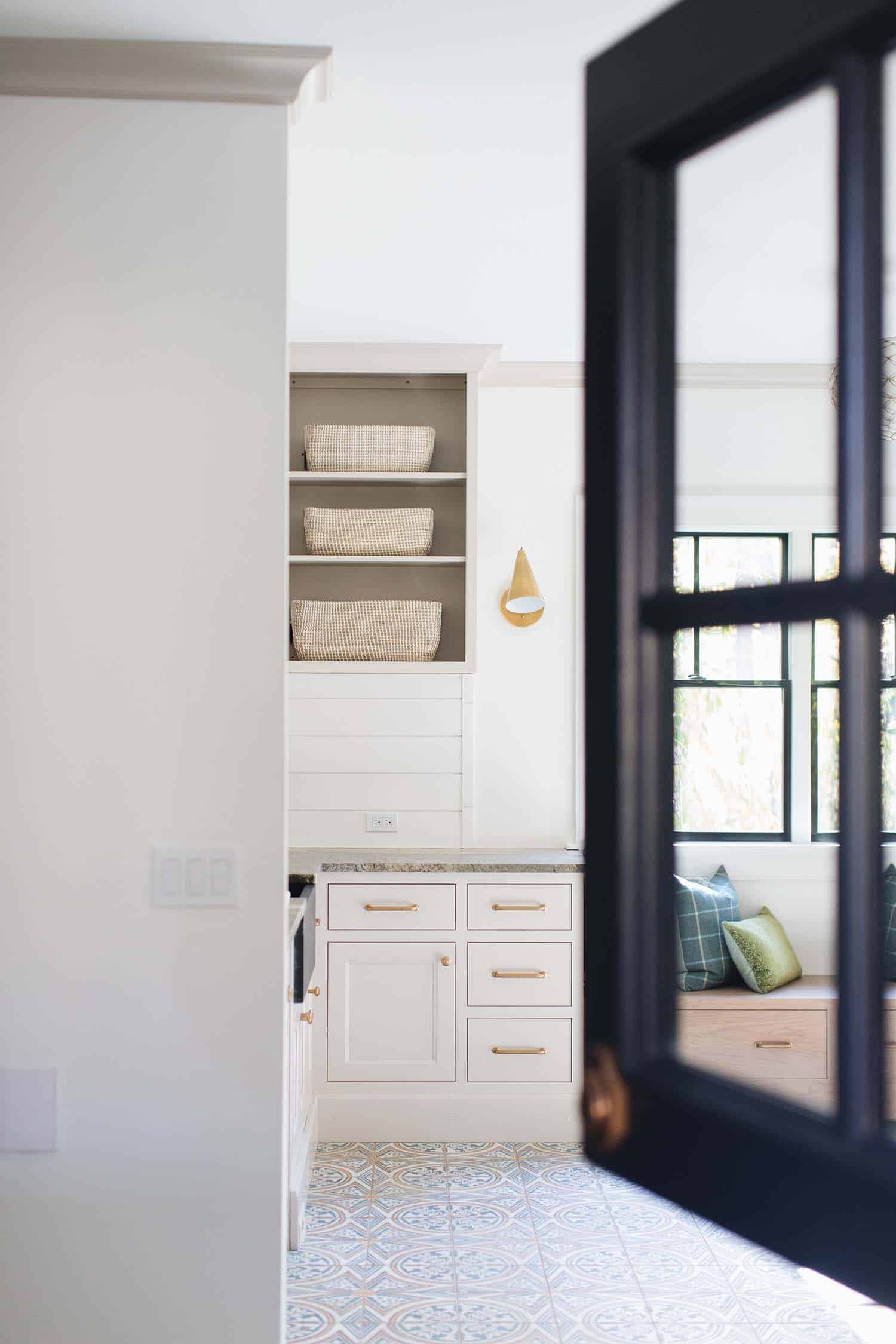 Modern Farmhouse Style-Jean Stoffer Design-21-1 Kindesign