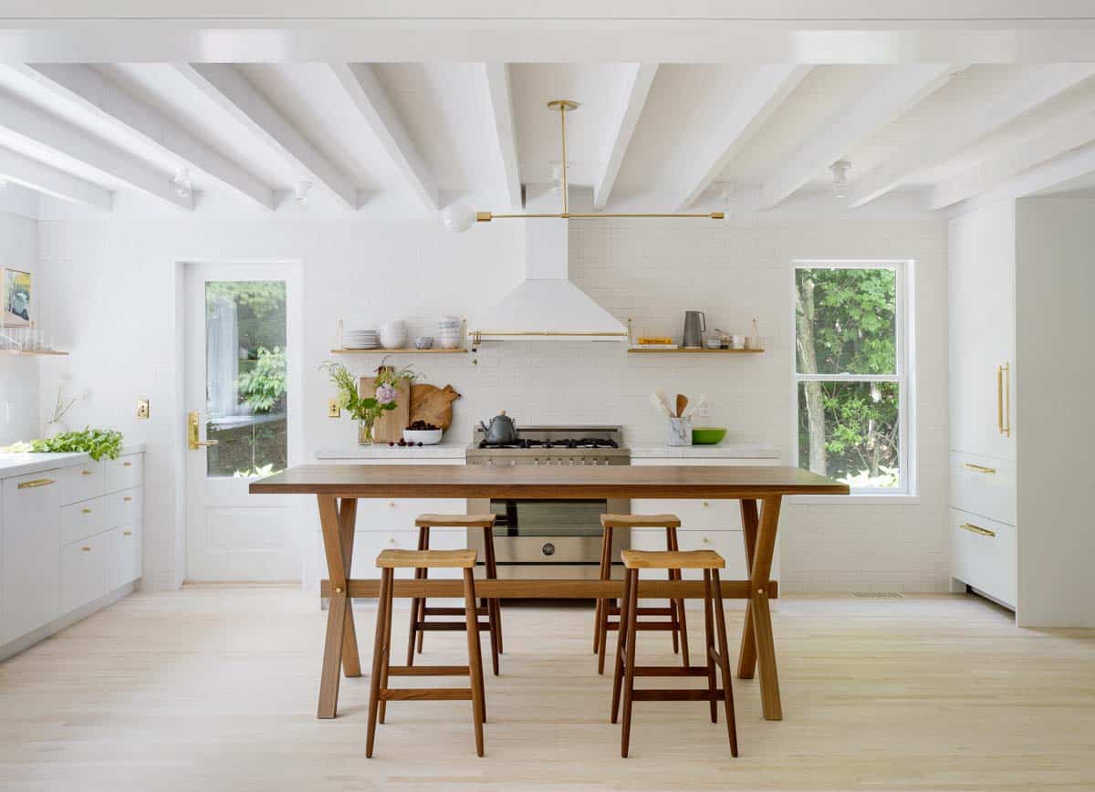 Scandinavian-Style Beach Retreat-Jessica Helgerson Interior Design-02-1 Kindesign