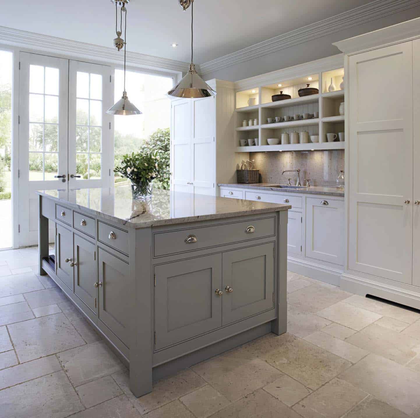 Light-Airy-Kitchen