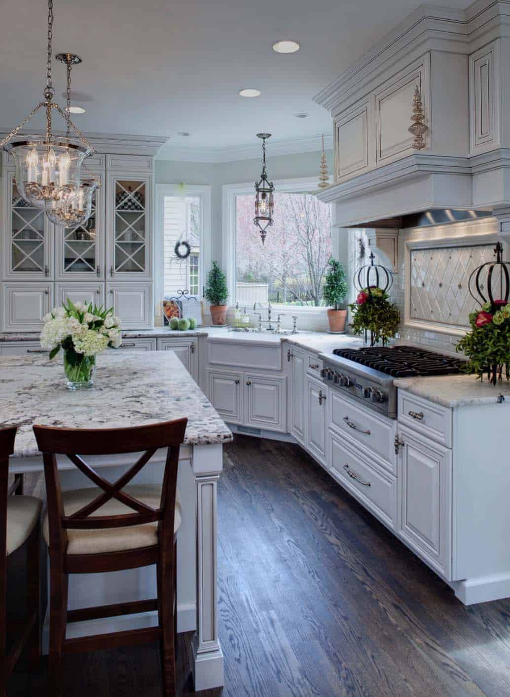 Light-Airy-Kitchen