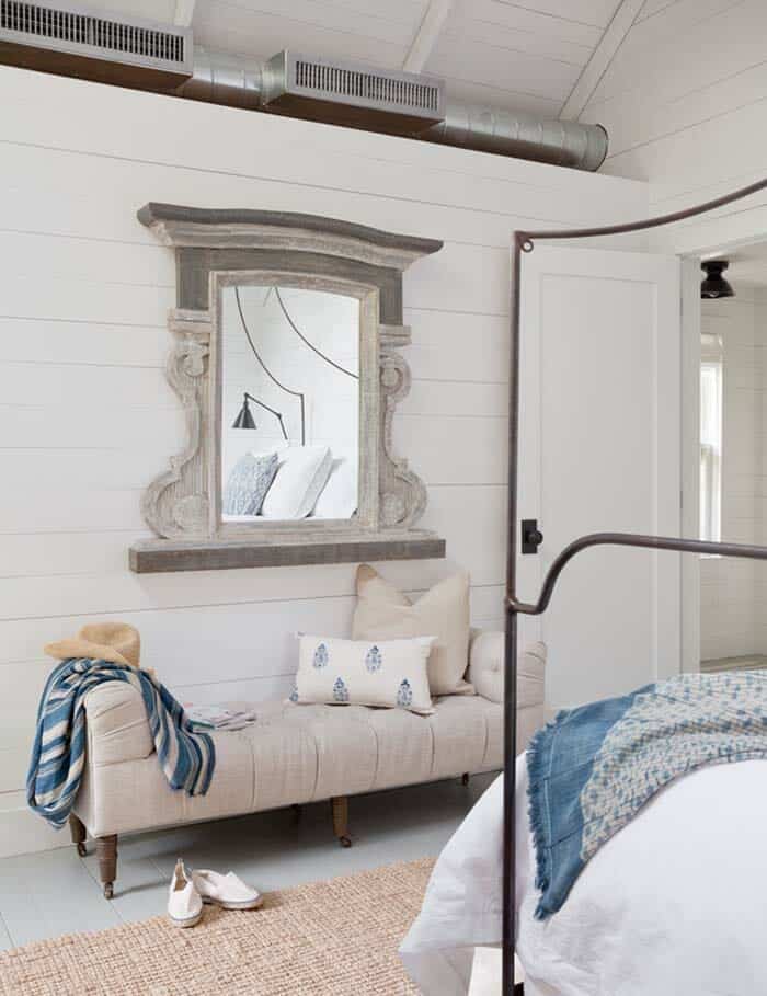 beach-cottage-bedroom