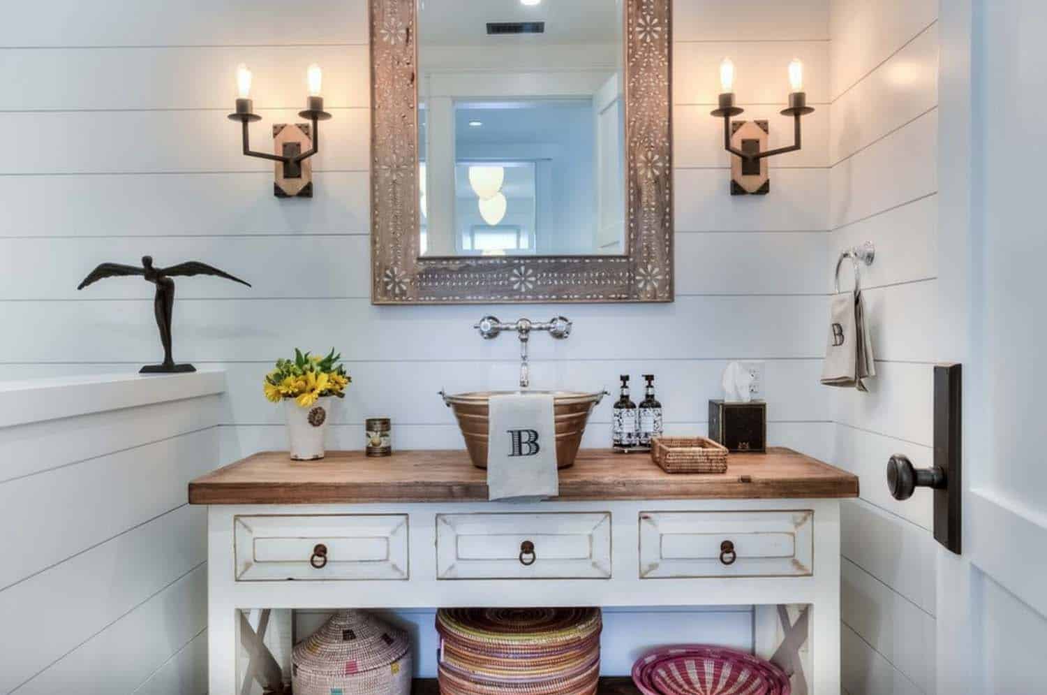 farmhouse-powder-room