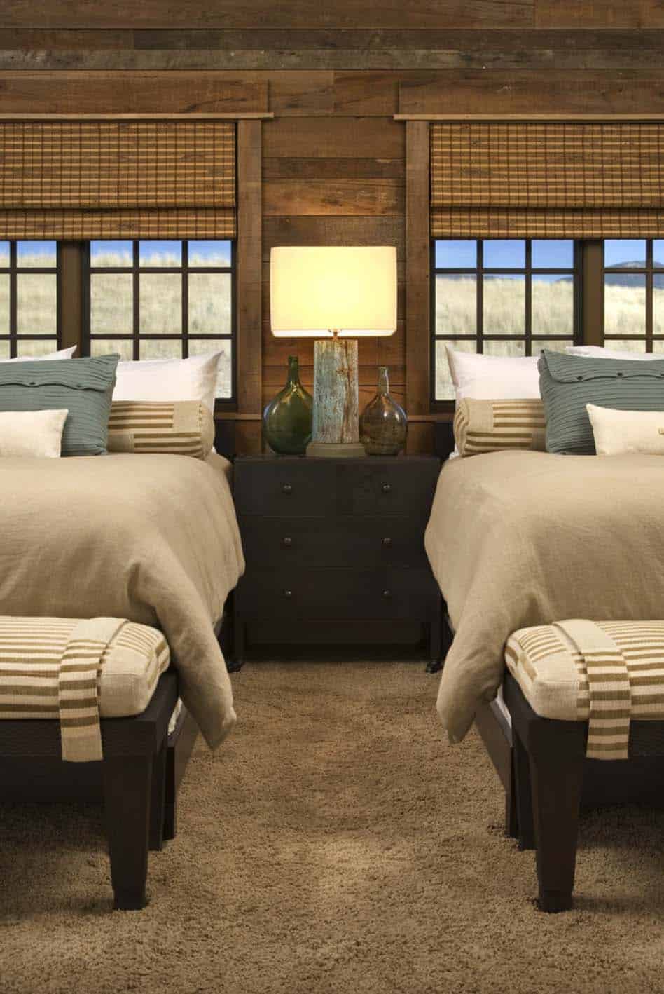 ranch-rustic-bedroom