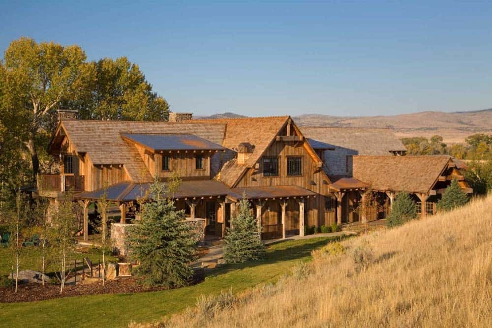 ranch-rustic-exterior