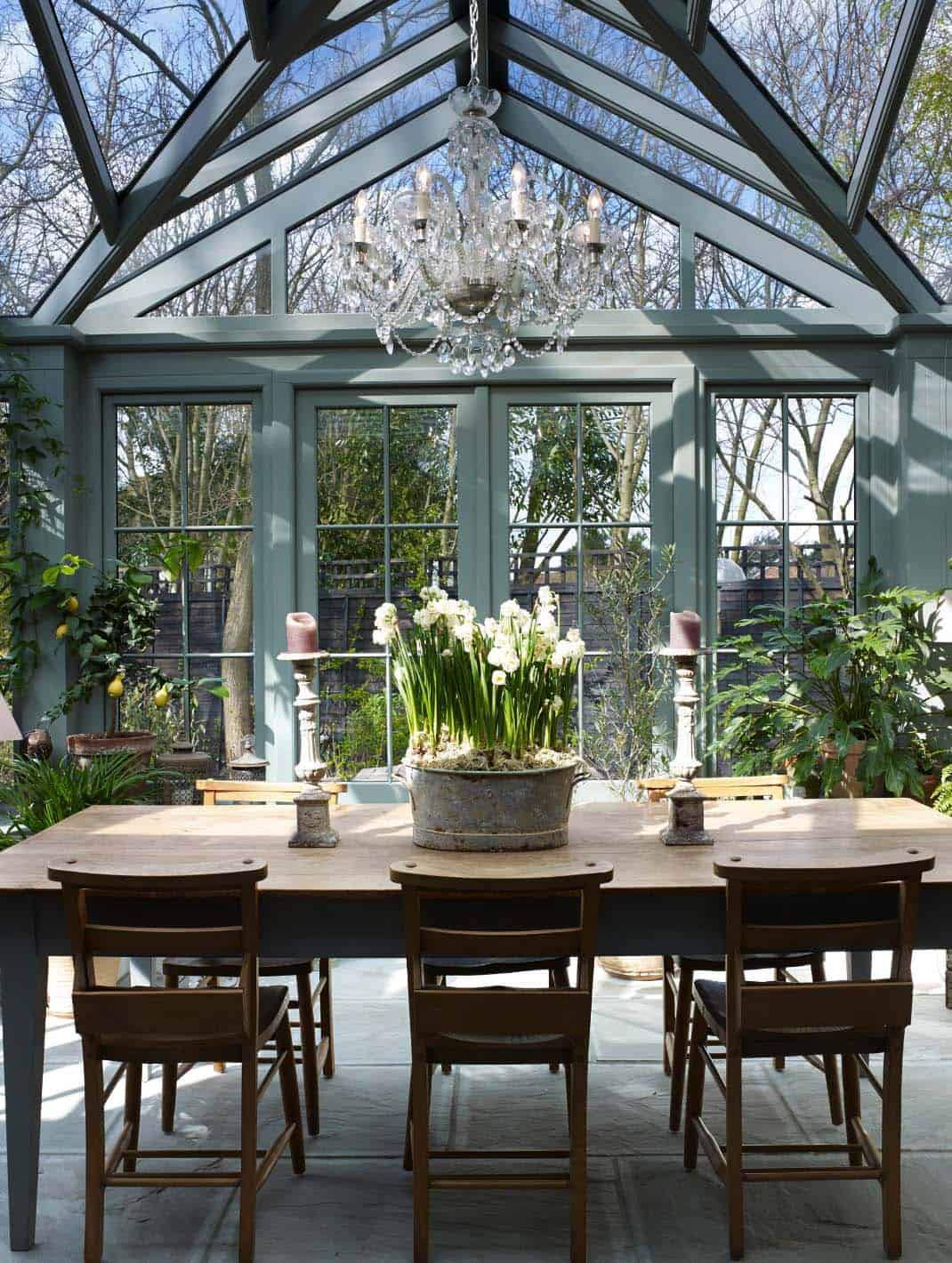 conservatory-greenhouse-dining-table