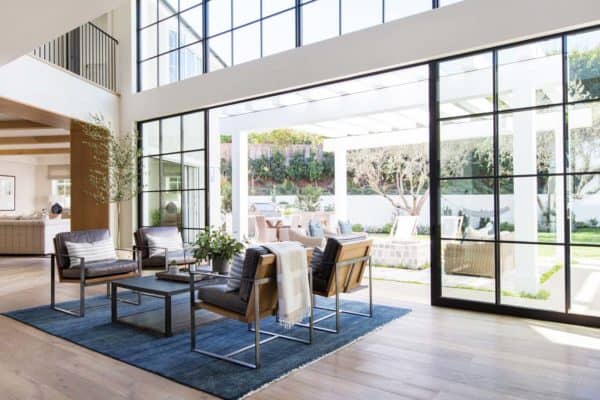 featured posts image for Luminous coastal chic home features breezy living in Newport Beach