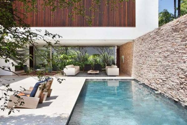 featured posts image for Striking contemporary home in Brazil surrounded by tropical vegetation