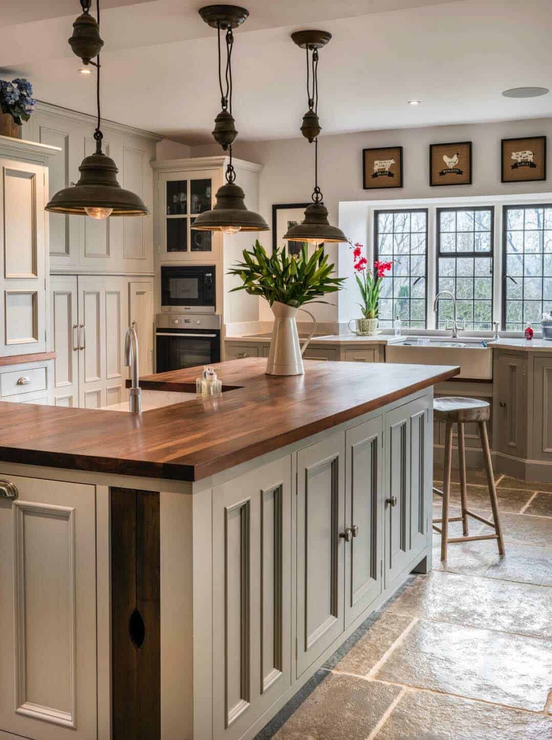 farmhouse-kitchen