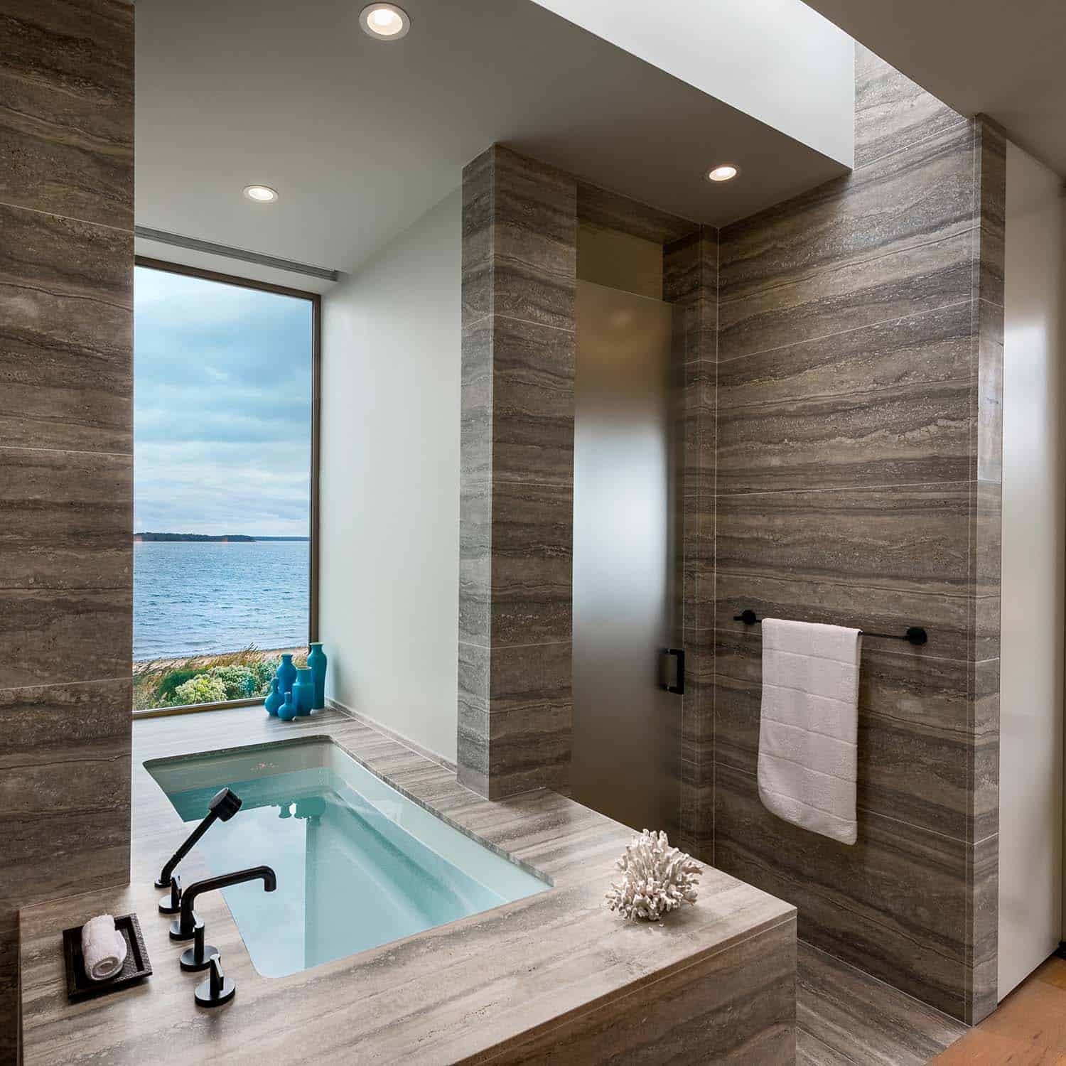 contemporary-bathroom