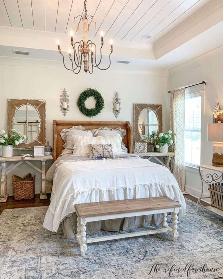 32 Absolutely Stunning Farmhouse Style Bedroom Design Ideas To inspire