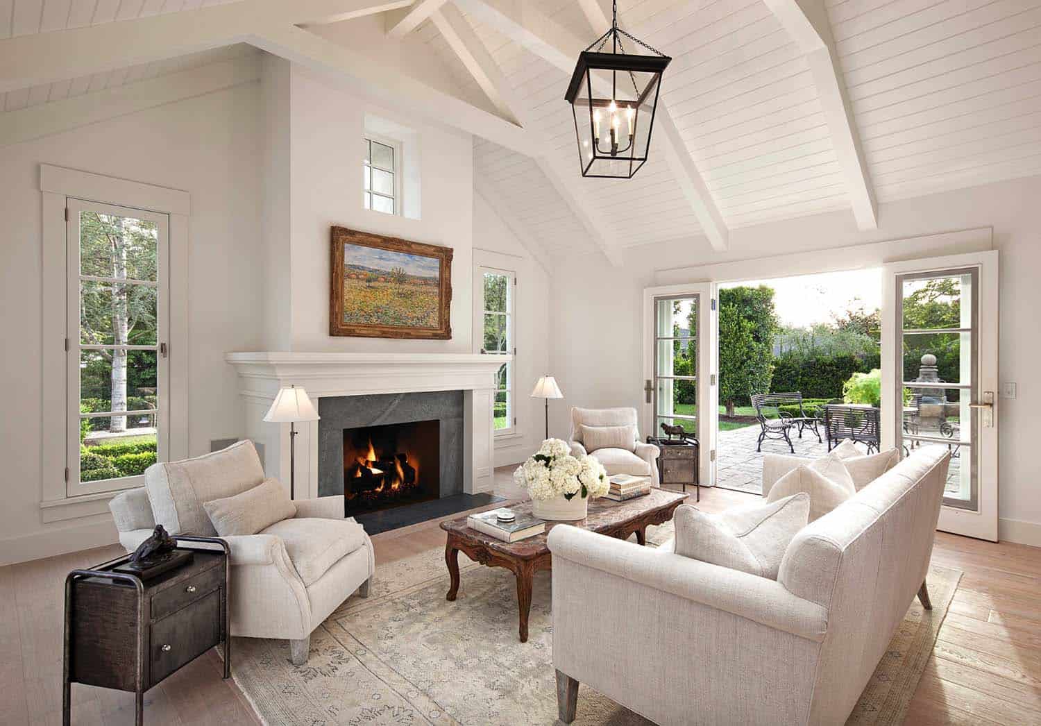 farmhouse-living-room