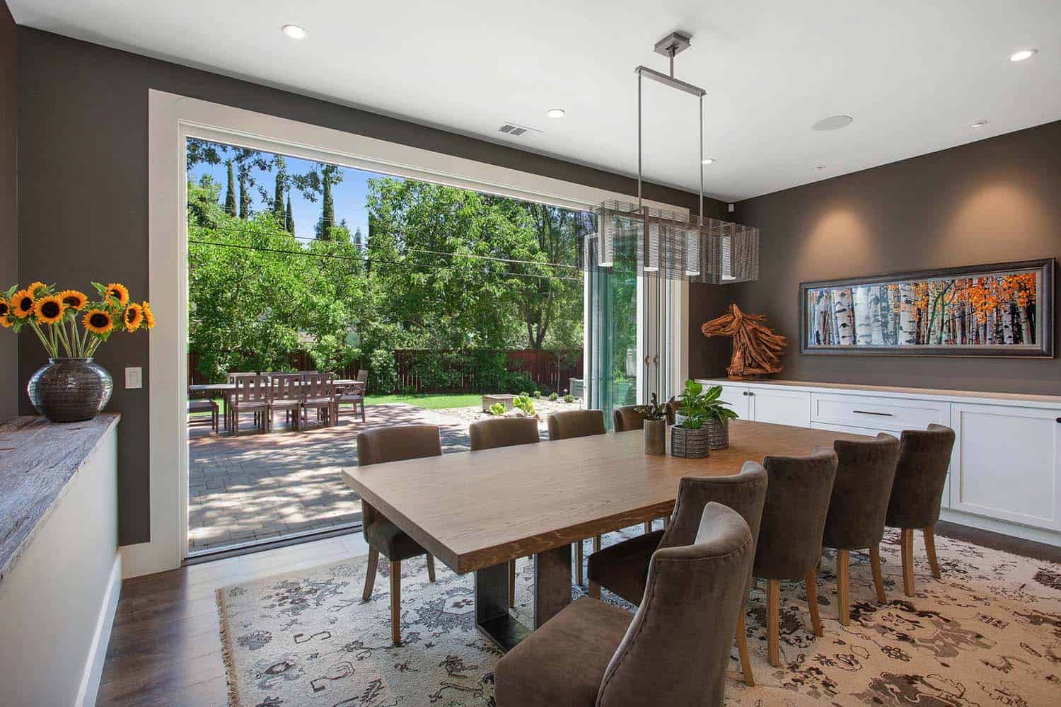 farmhouse-dining-room