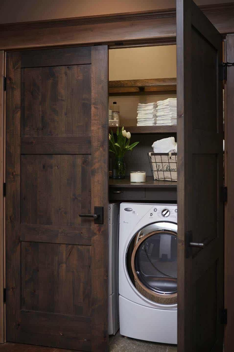 farmhouse-style-laundry-room