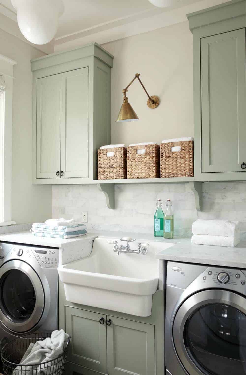 farmhouse-style-laundry-room